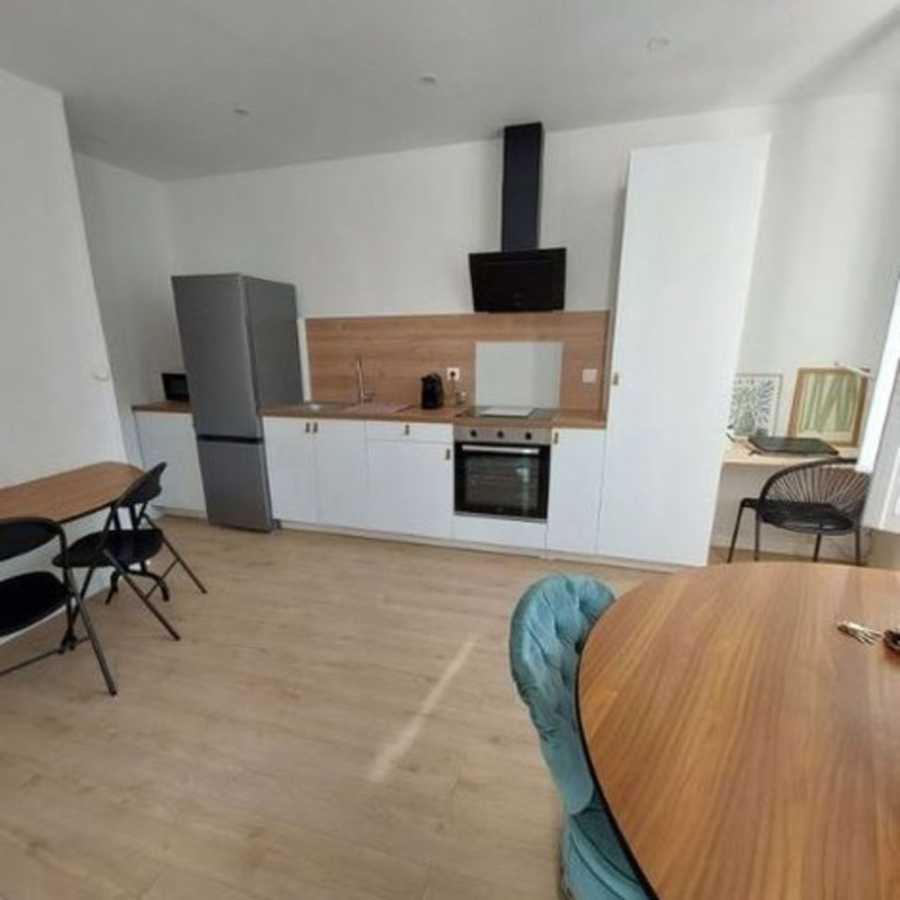 Flat Rue Pierre Roche in Marseille
