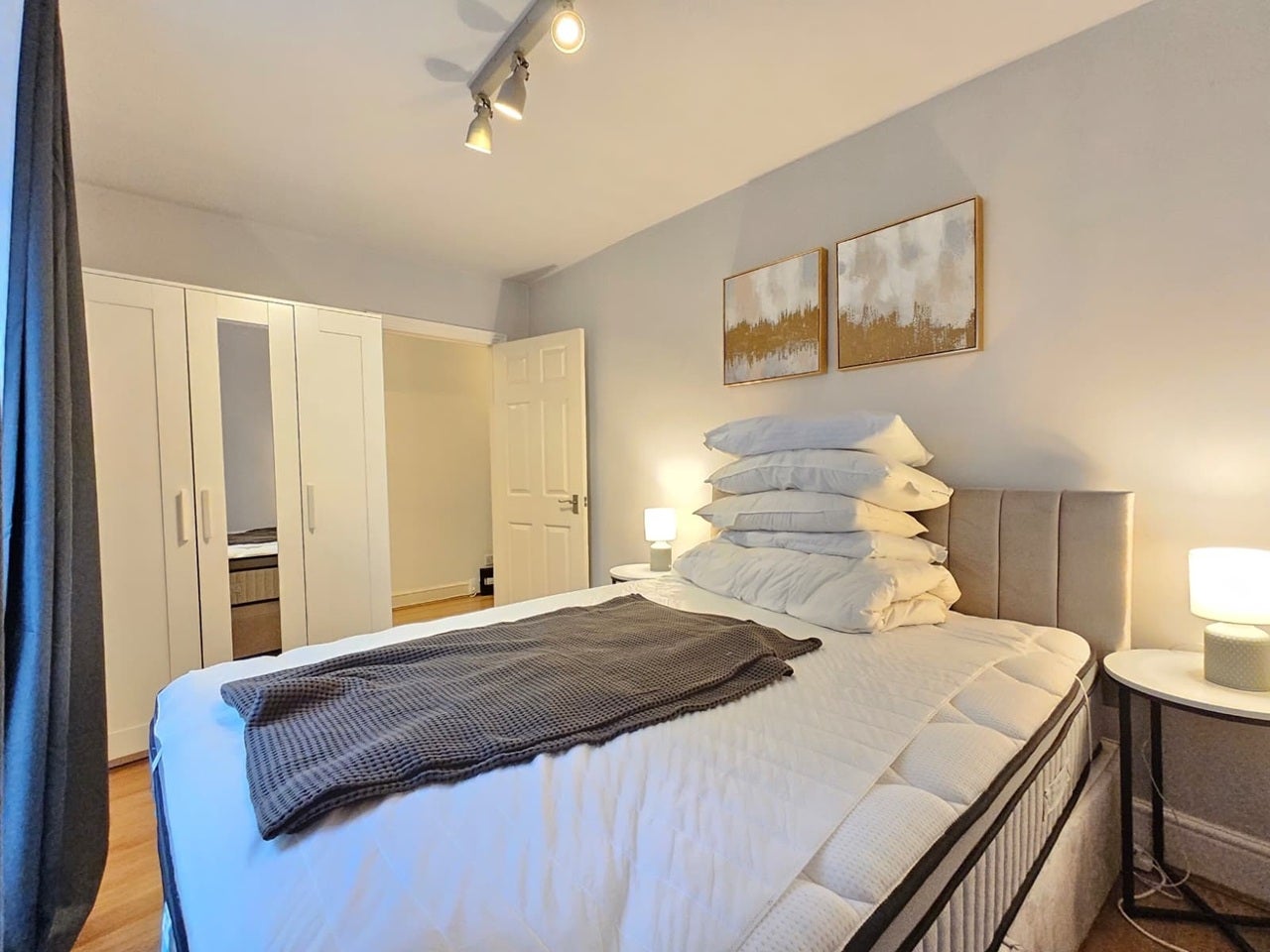 Flat Mornington Crescent in Greater London