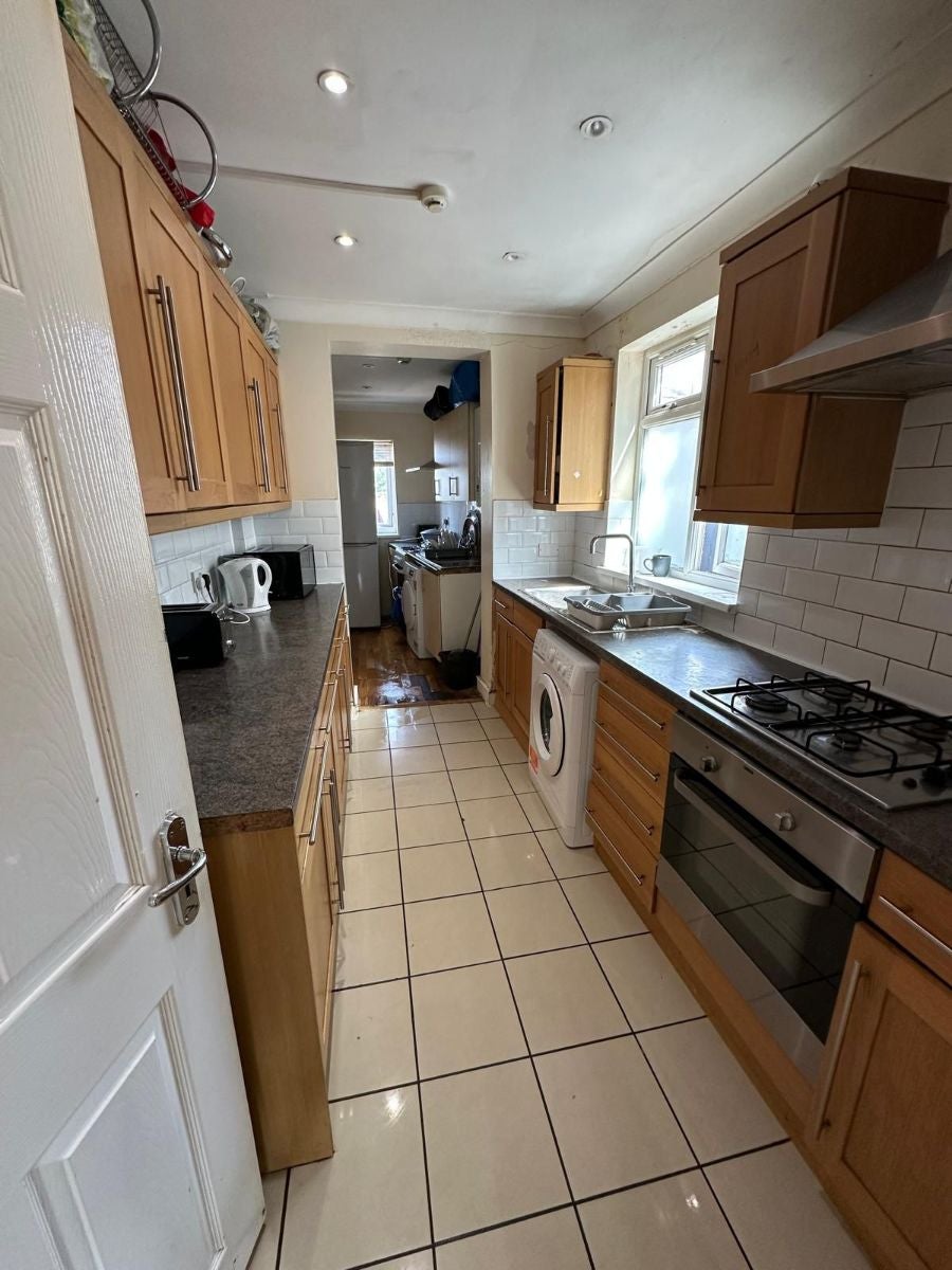 Room Brook Road in Greater London