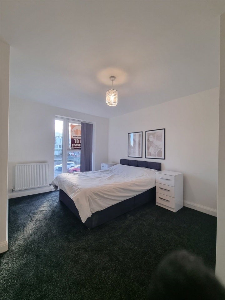 Flat Belgrave Middleway in Birmingham