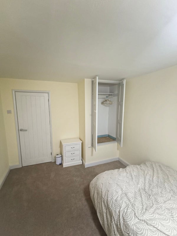 Room Norman Road in Rugby