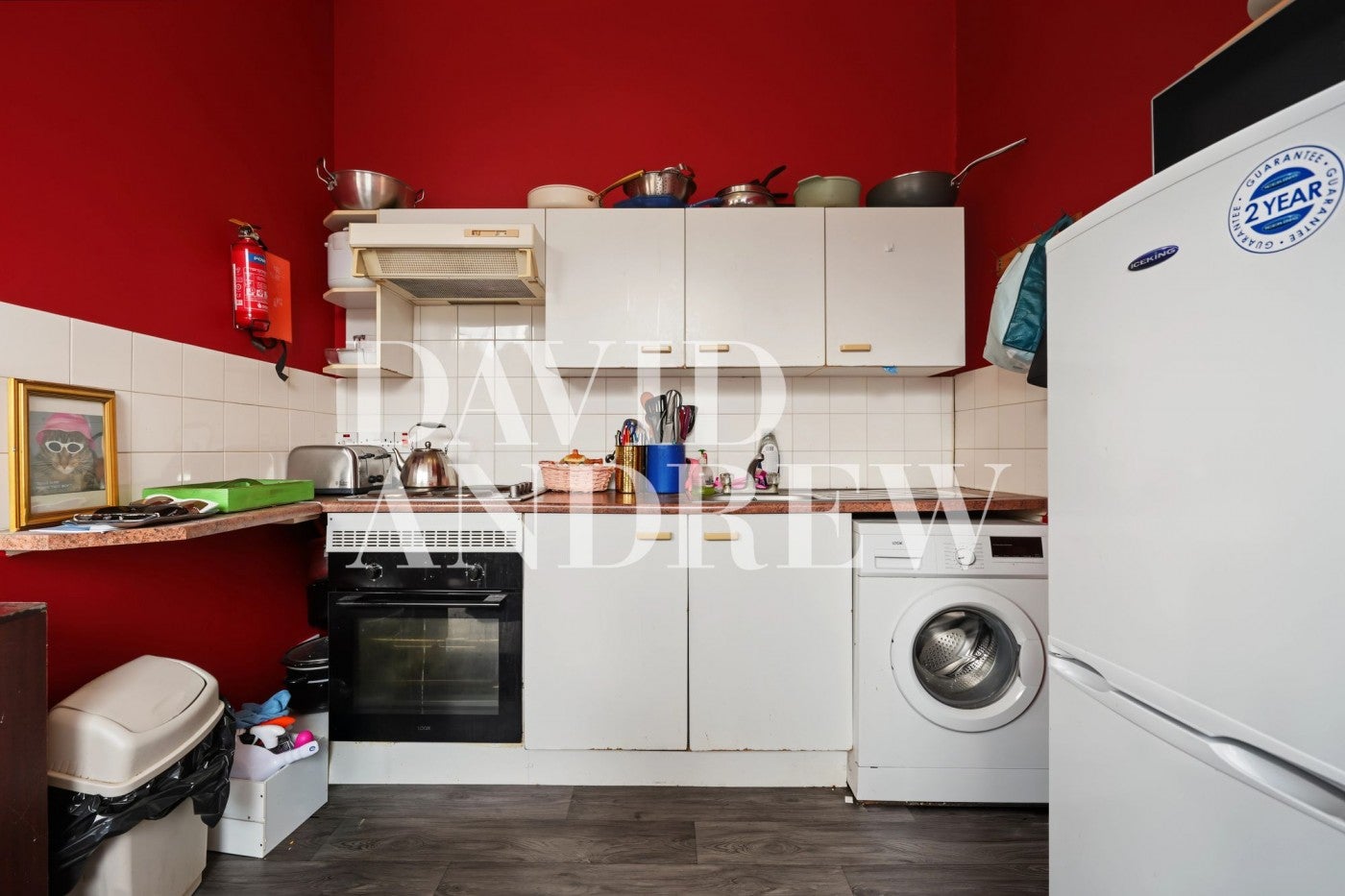 Flat Victoria Road in Greater London