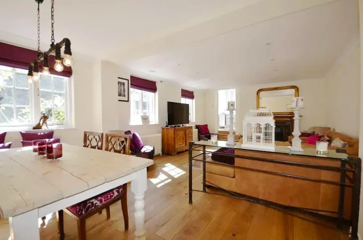 House Village Mews in Sunninghill
