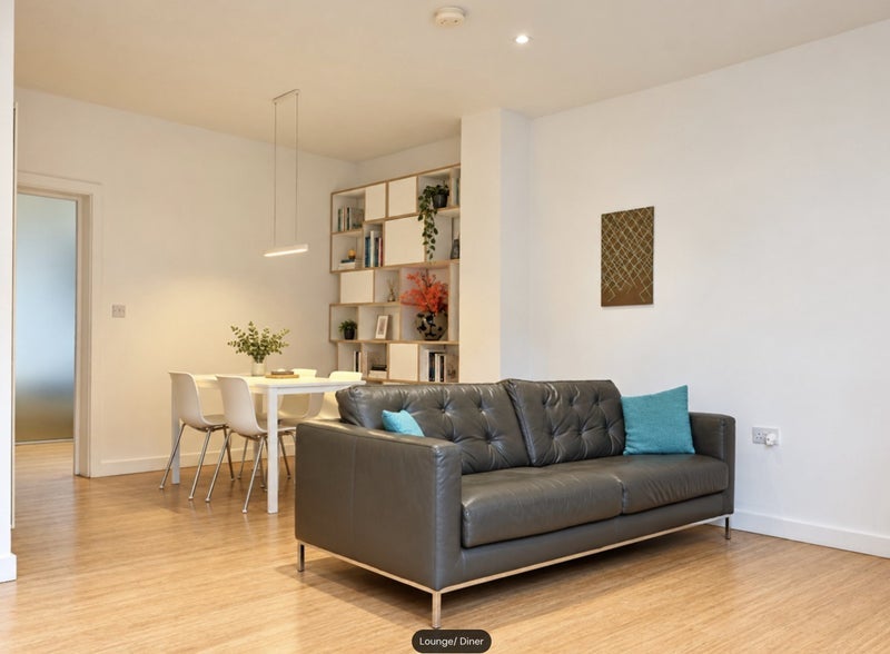 Flat Teesdale Street in Greater London