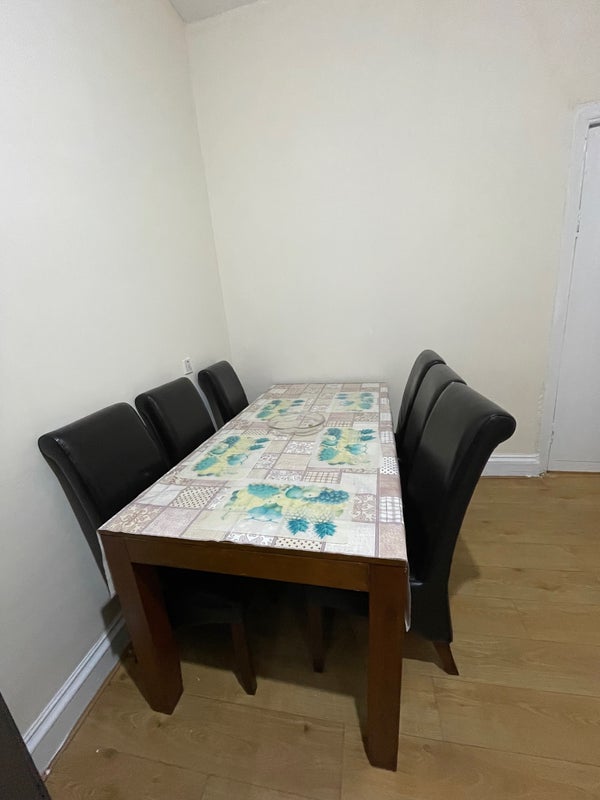 Room Copland Road in Glasgow