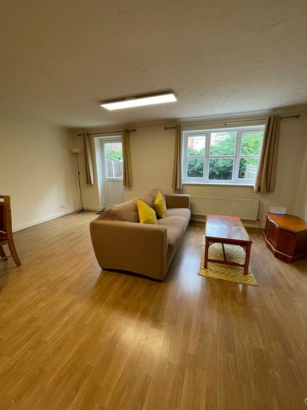 House Basevi Way in Greater London