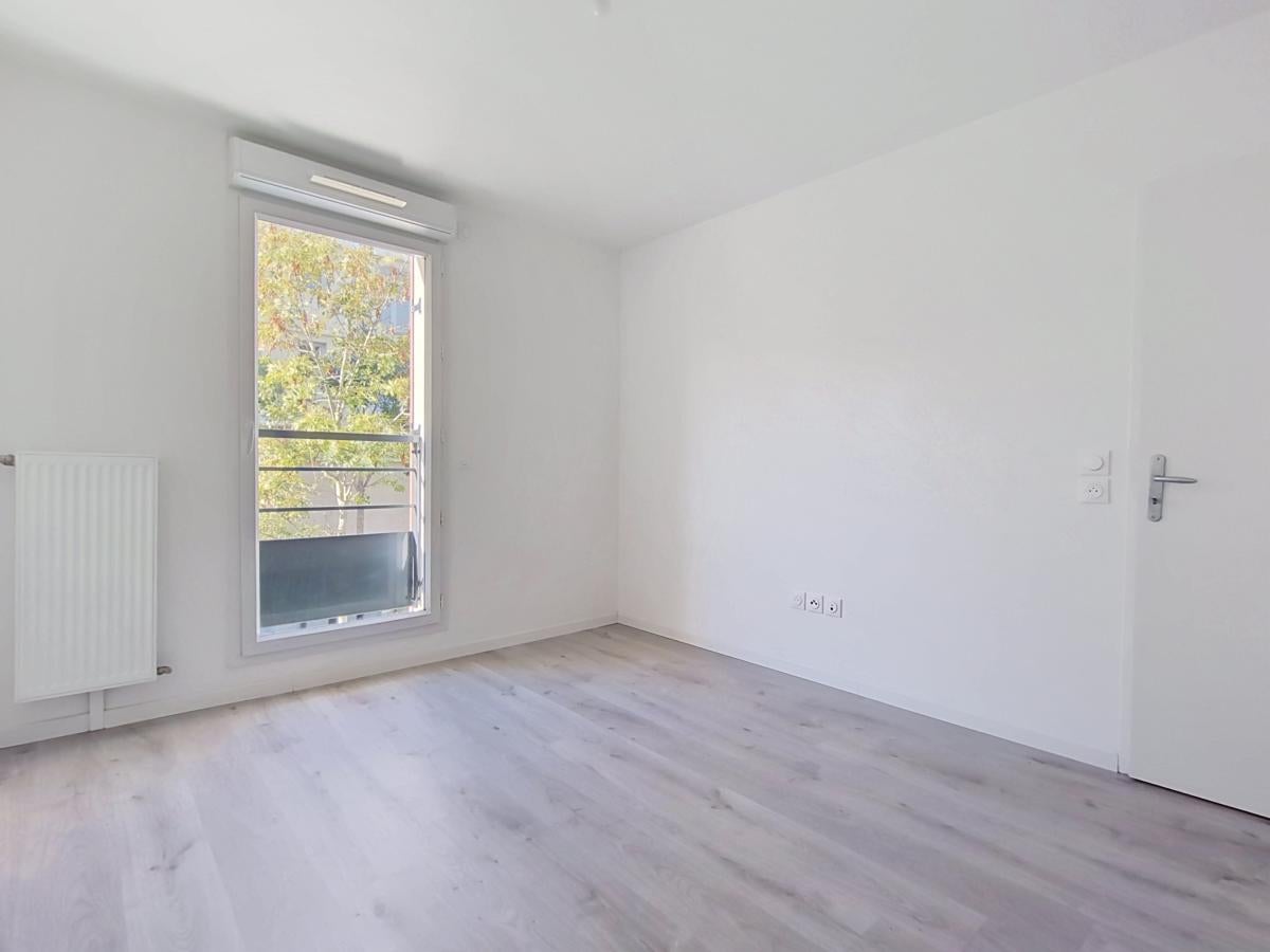 Flat Rue de la Somme in Mantes-la-Jolie