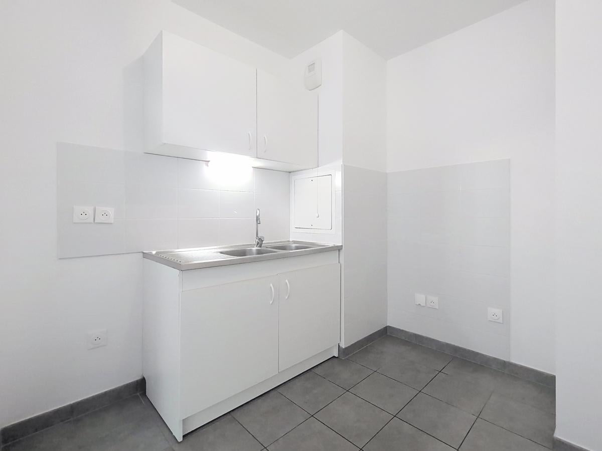 Flat Rue de la Somme in Mantes-la-Jolie