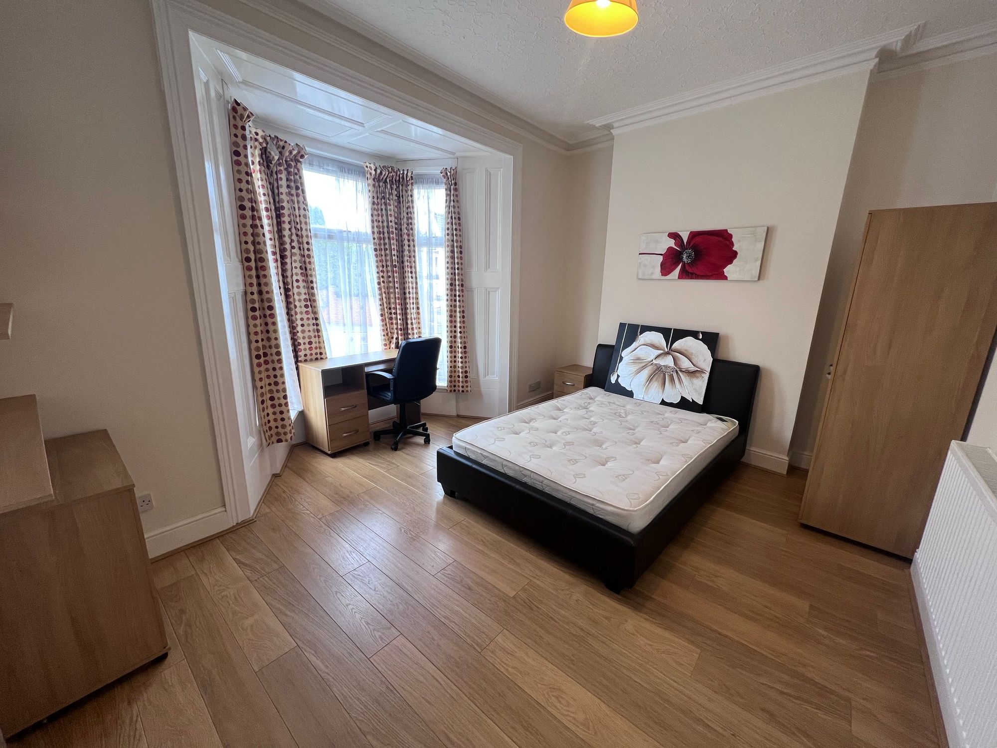 Flat Windsor Street in Swansea