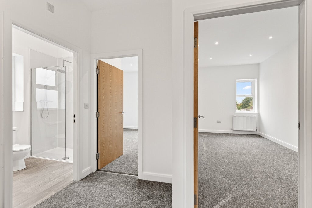 Flat Windsor Road in Chorley