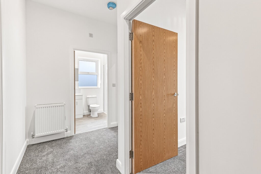 Flat Windsor Road in Chorley
