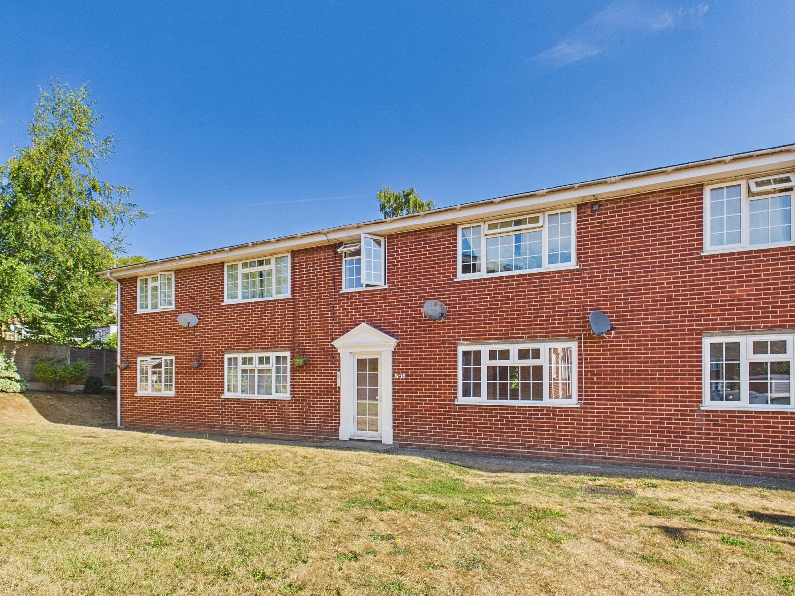 Flat Roseacre Close in Canterbury