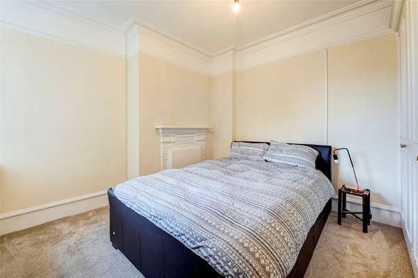Flat Talgarth Road in Greater London