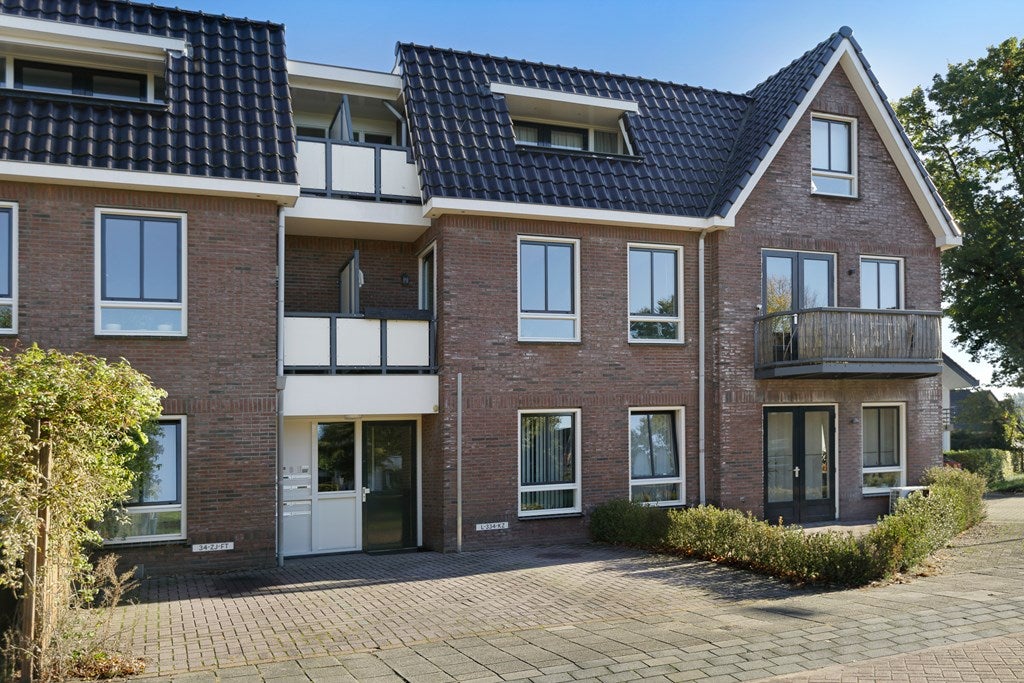 Studio te koop: Dorpsplein 26, Wekerom