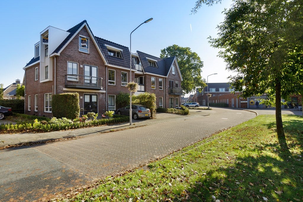 Studio te koop: Dorpsplein 26, Wekerom