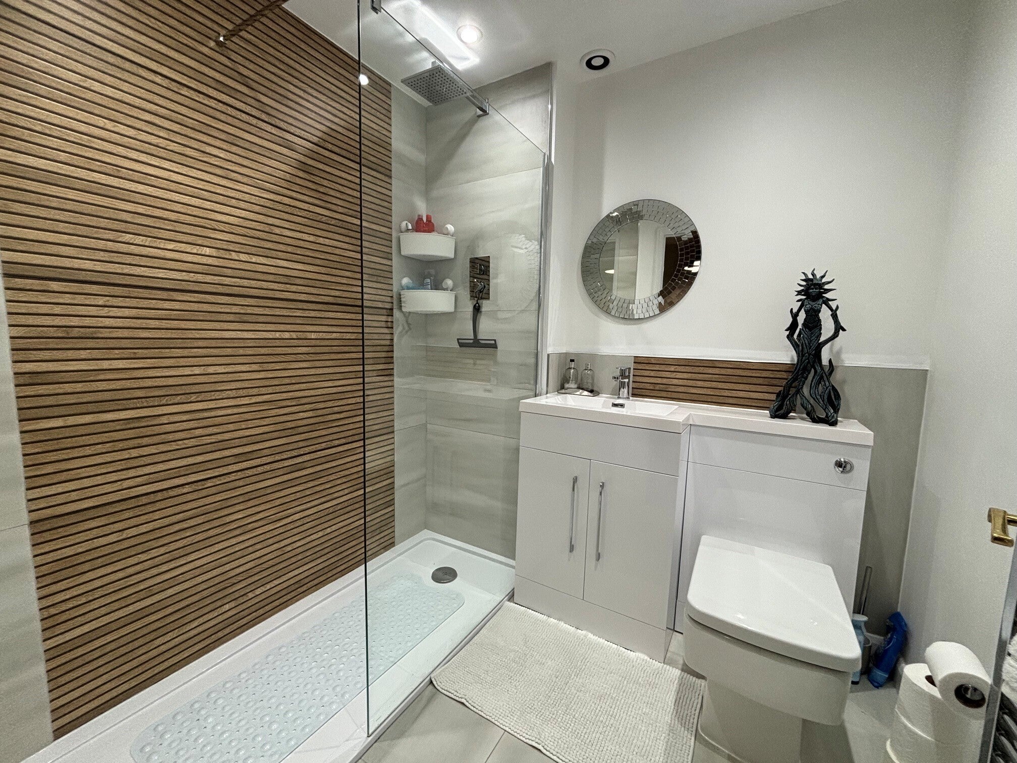 House Oak Tree Close in Rotherham