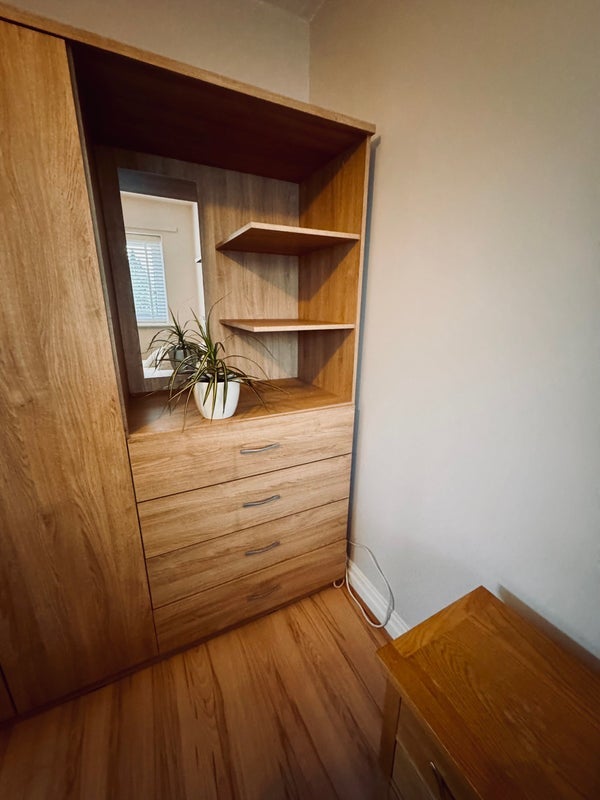 Room Allgreave Close in Trafford