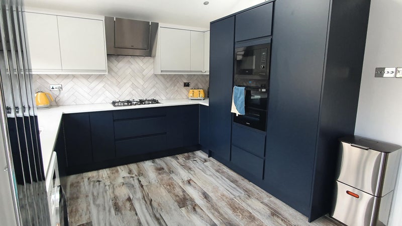 Room Allgreave Close in Trafford