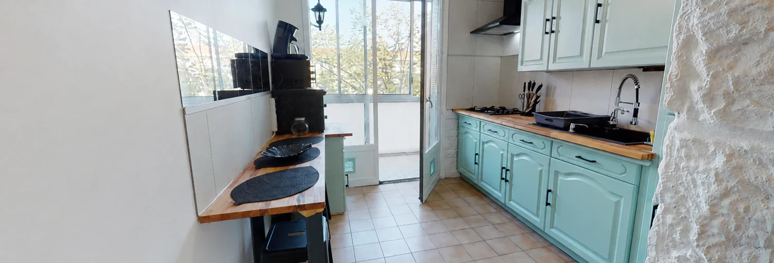 Chambre Avenue Jacques Duclos à Vénissieux