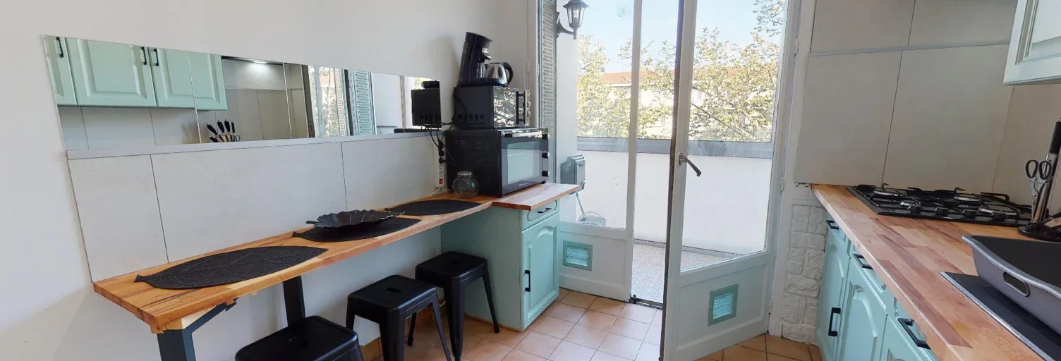 Chambre Avenue Jacques Duclos à Vénissieux
