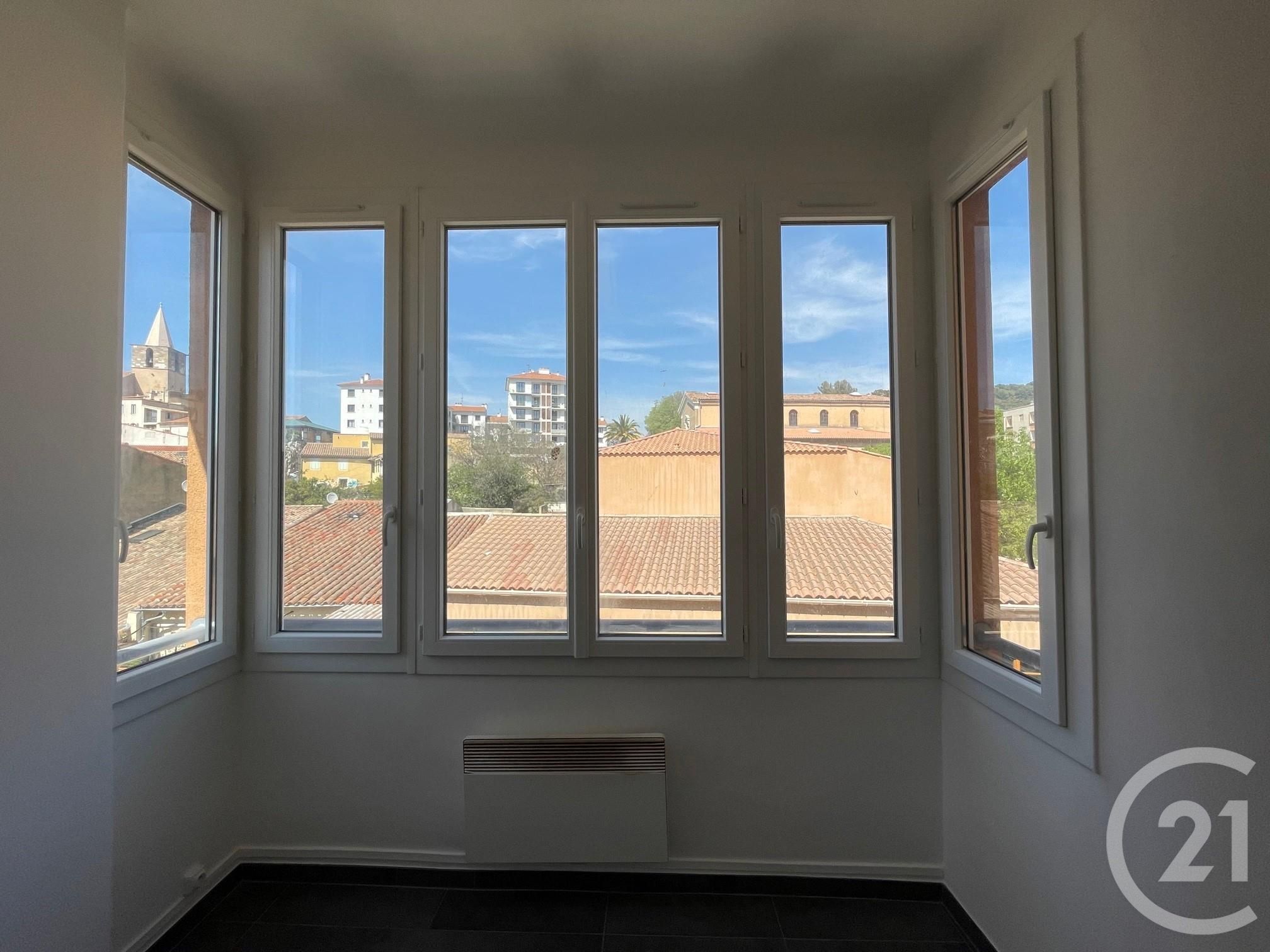 Flat Cours Voltaire in Aubagne