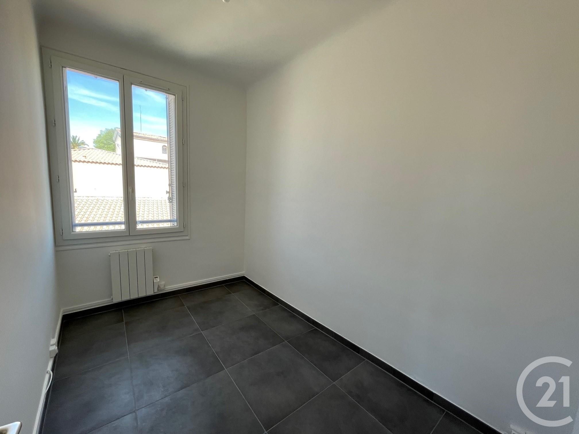 Flat Cours Voltaire in Aubagne