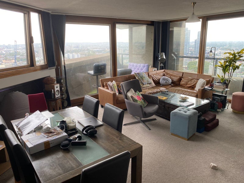 Room Silk Street in City of London