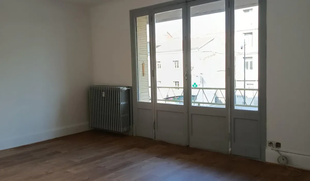 Flat Boulevard François Delay in St.-Chamond