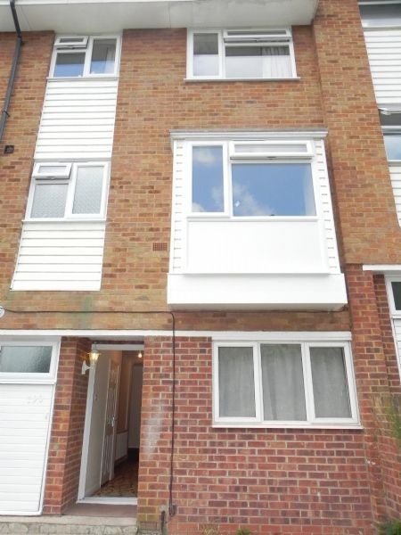 Room Guildford Park Avenue in Guildford