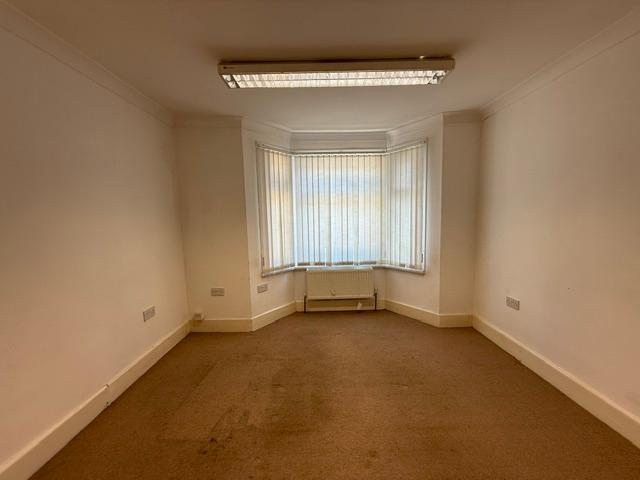 Flat Farnham Road in Slough