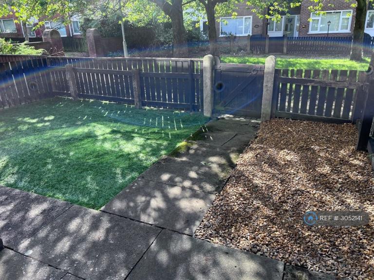 House Welwyn Close in St Helens