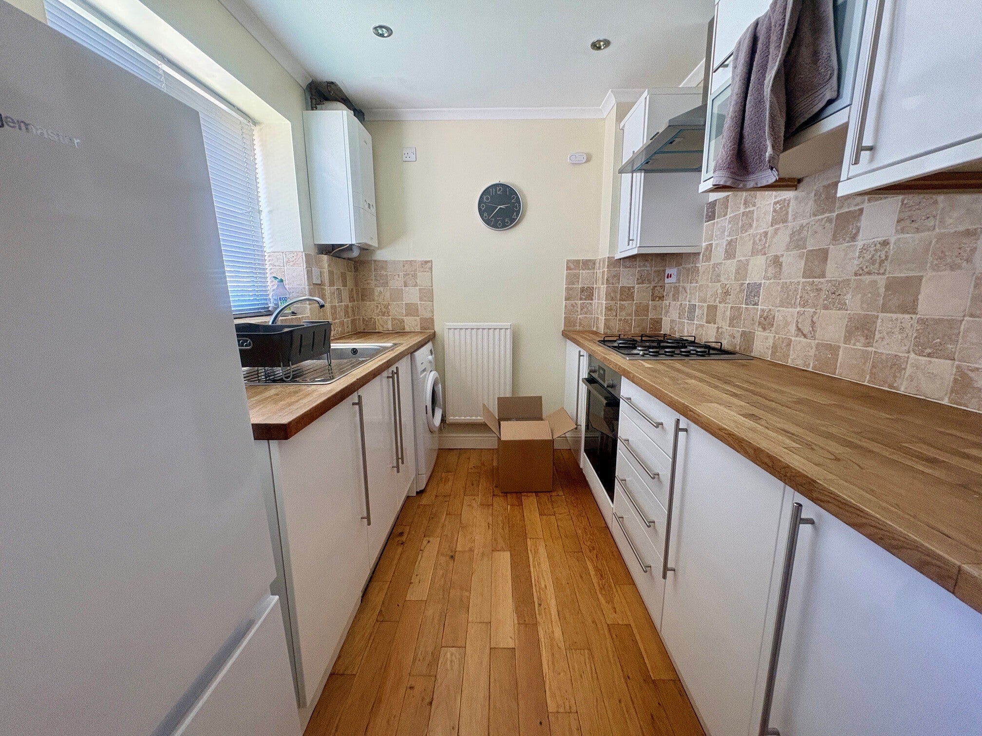 House Dunsford Close in Swindon