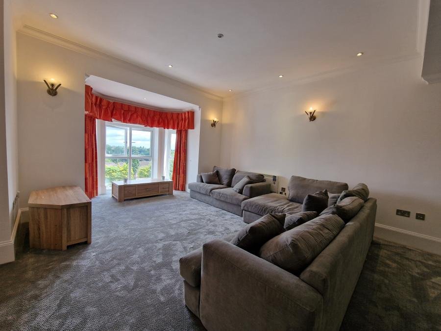 Flat Lichfield Road in Birmingham
