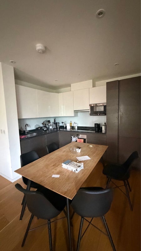 Room Glade Walk in Greater London