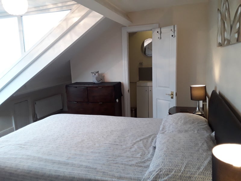 Room Avenue Road in Gateshead