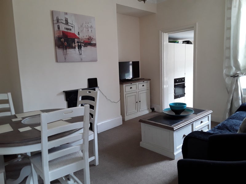 Room Avenue Road in Gateshead