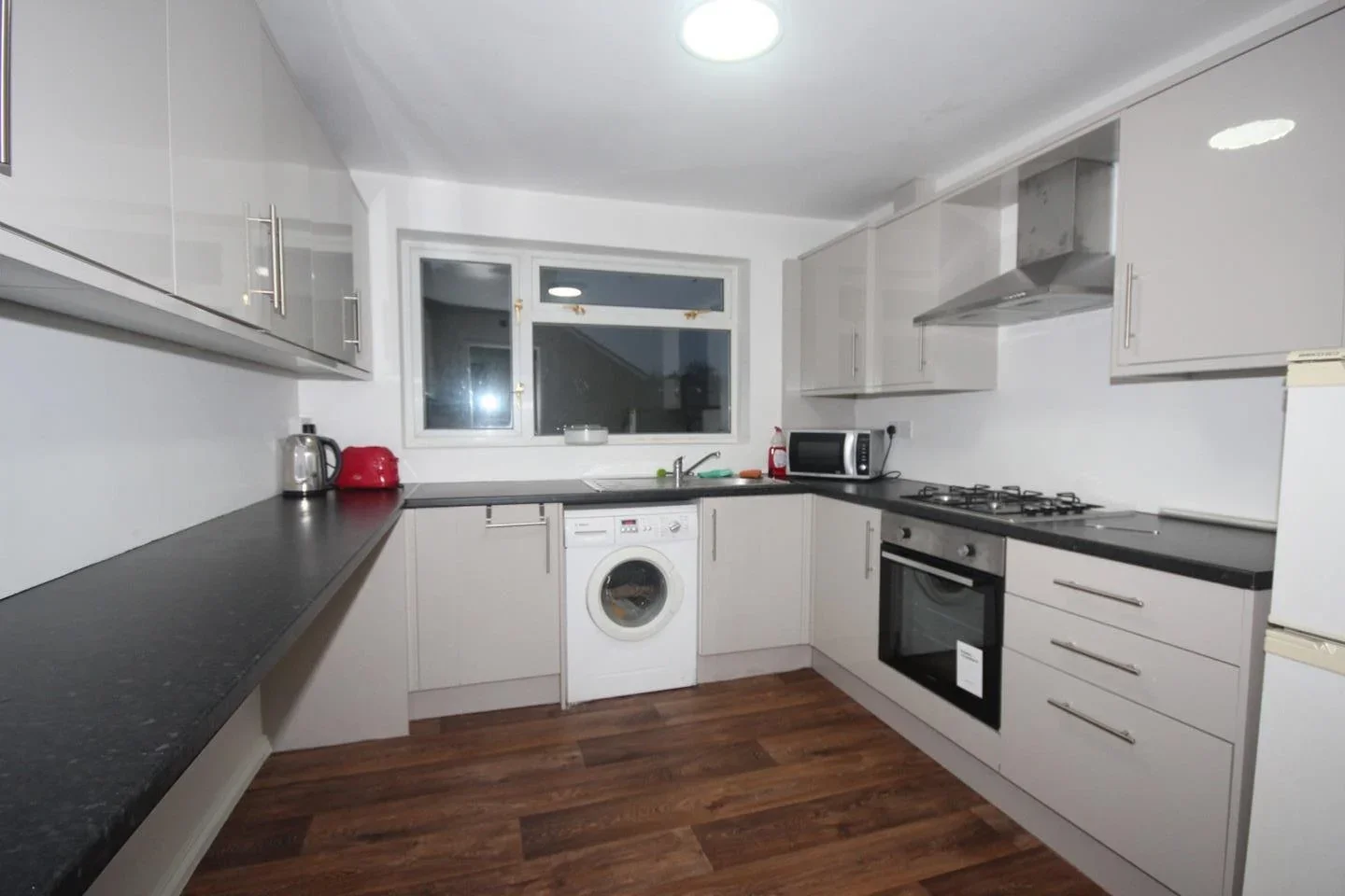 Room Stamford Close in Greater London