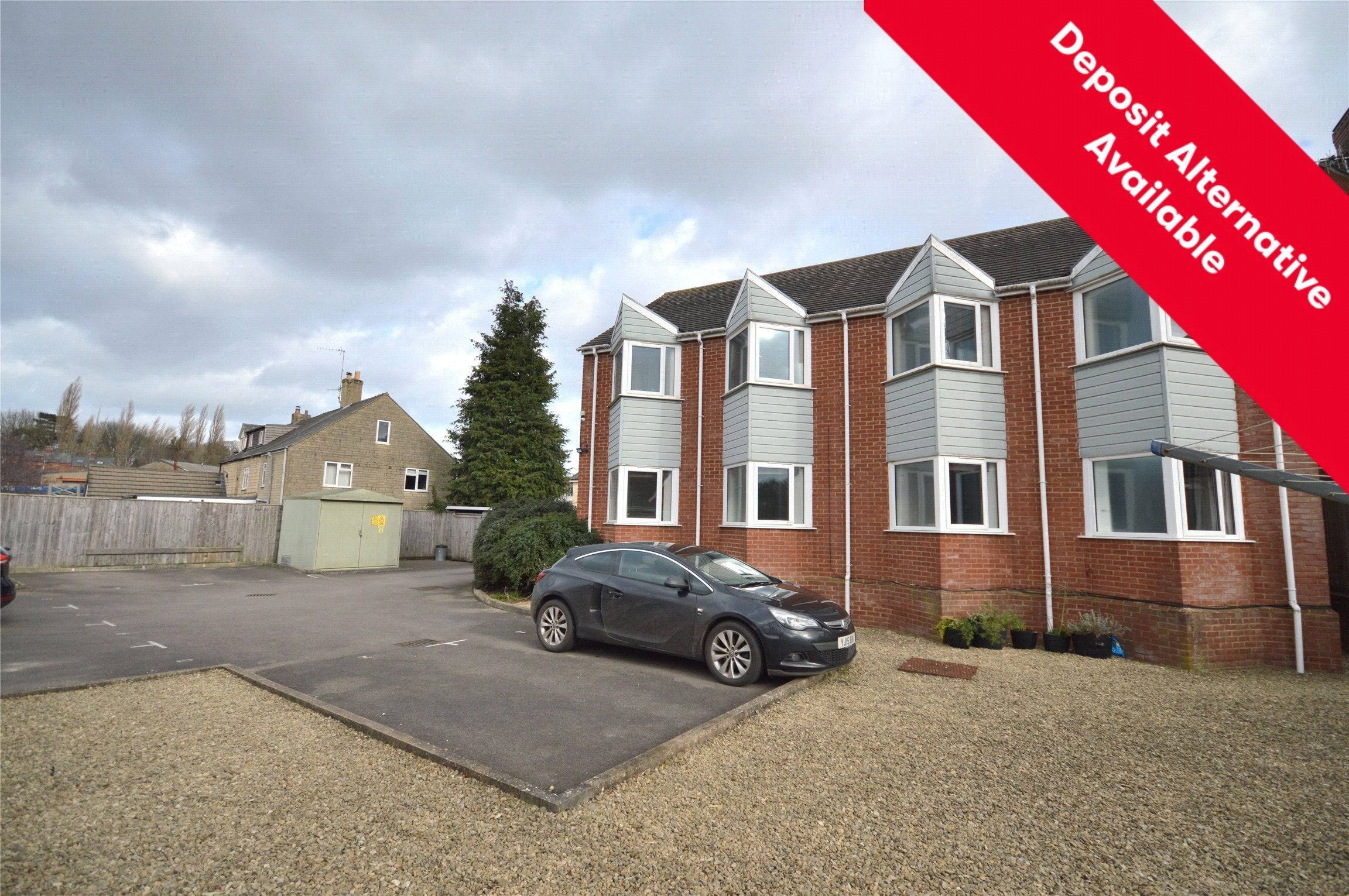 Flat Gladfield Gardens in Stroud