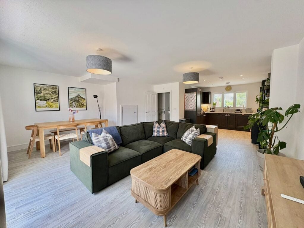 House Lake Avenue in Surrey Heath