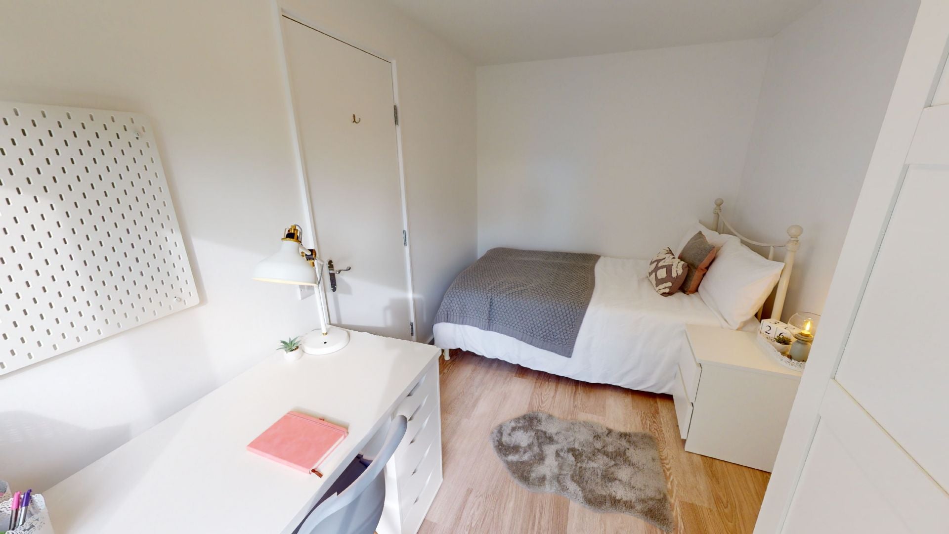Flat Lebanon Close in Exeter