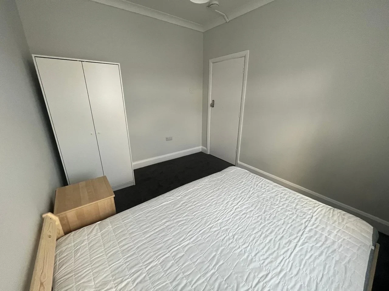 Room Braemar Road in Greater London