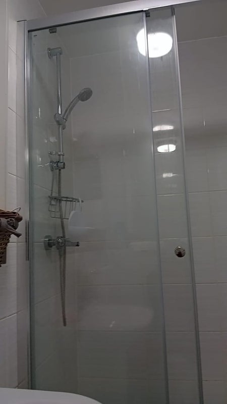 Room Tonbridge Drive in Basildon