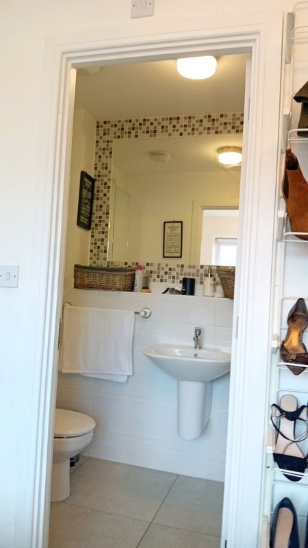 Room Tonbridge Drive in Basildon
