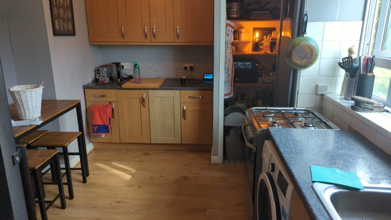 Room Stanstead Road in Greater London