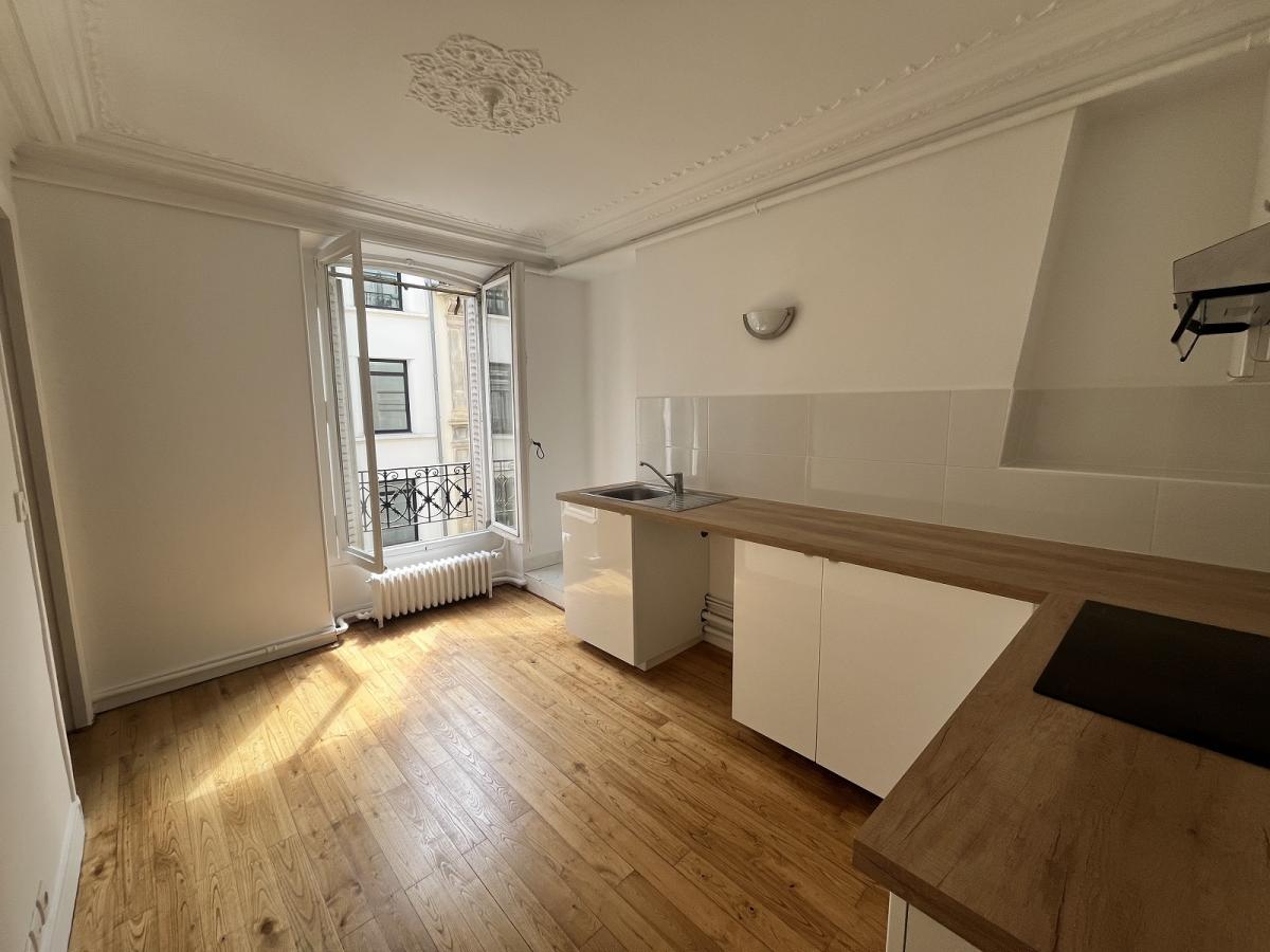Appartement Rue Henner à Paris