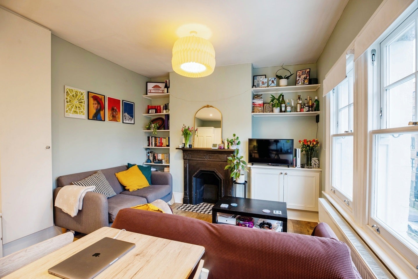 Flat Shakespeare Road in Greater London