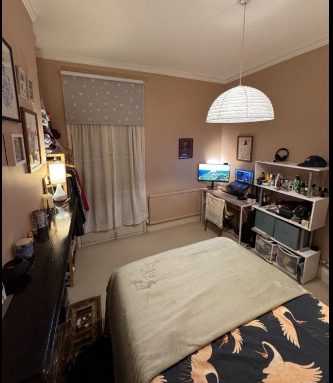 Room Hewitt Road in Greater London