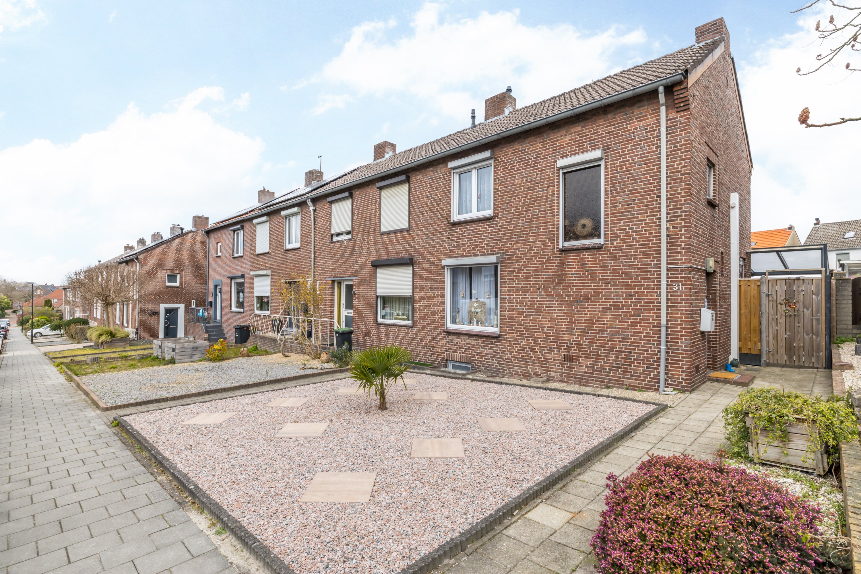 Pastoor Brounsstraat 31