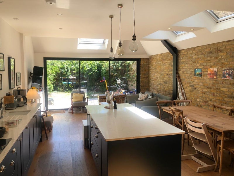 Room Lewin Road in Greater London