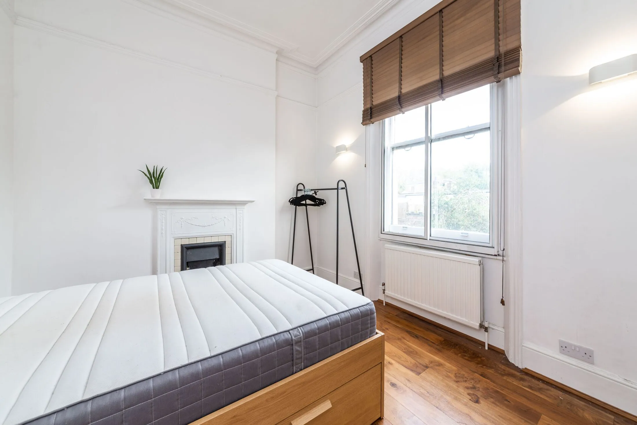 Flat Camden Mews in Greater London